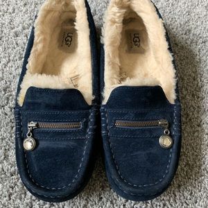 Ugg Moccasin Slipper Shoes 8 Navy Blue RARE